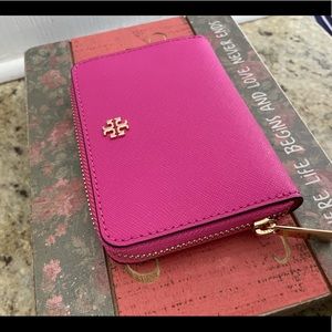 New Tory Burch wallet 💓